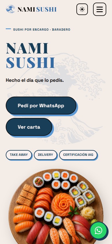 El sitio de Nami Sushi en celular, con el wordmark, la ola y los botones de pedido